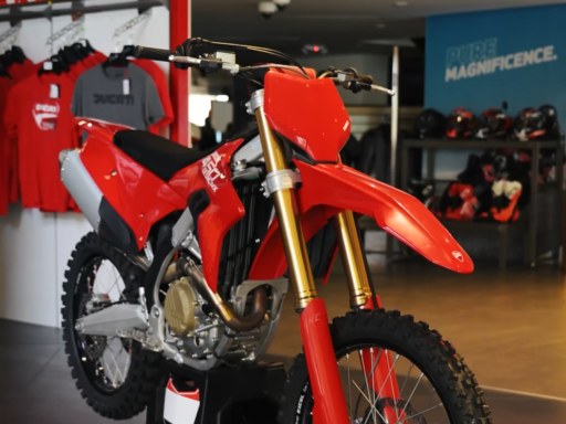 Alfardan Motorcycles | Ducati Desmo 450MX — Automotive production still